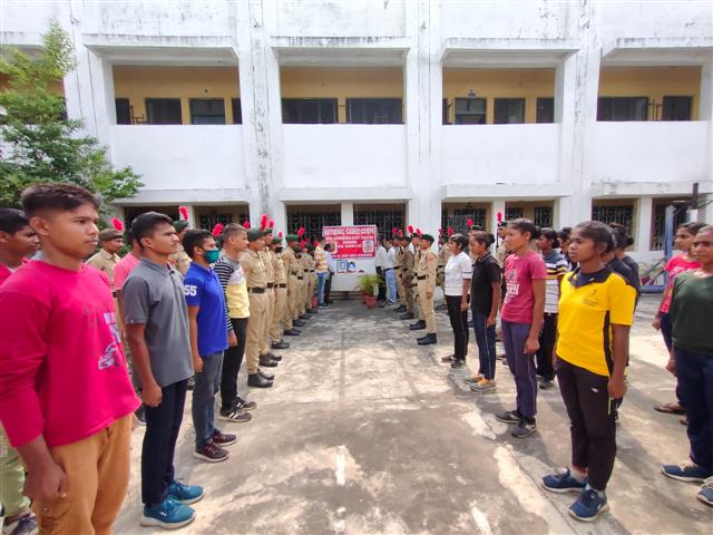 पुलिस स्मृति दिवस-2021 पर अमर शहीदों को नमन. 